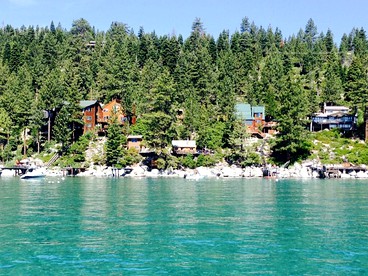 Lake Tahoe Log Cabin for a Scenic Getaway near Tahoma, California - glamping.directory