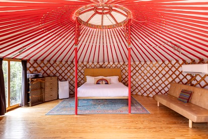 Amazing Yurt for Couples with Stunning Views in Wimberley, Texas - Wimberley, Texas - glamping.directory