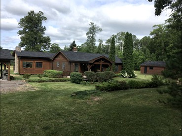 Family Friendly Vacation Rental in Pikes Creek River Valley near Bayfield, Wisconsin - glamping.directory