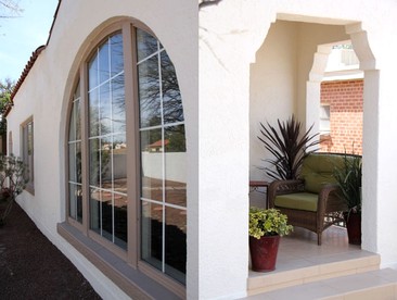 Historic Luxury Vacation Rental with Private Patio Close to Central Tucson - glamping.directory