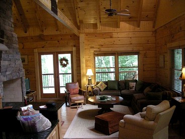 Rustic Cabin Nestled Deep in Woods near West Jefferson, North Carolina - West Jefferson, North Carolina - glamping.directory