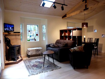 Tranquil Cottage with Views of Boundary Bay in Point Roberts, Washington - Point Roberts, Washington - glamping.directory