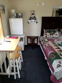 Cabin for Couples, Perfect for a Romantic Getaway in New Hampshire - Stewartstown, New Hampshire - glamping.directory
