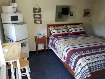Cabin for Couples, Perfect for a Romantic Getaway in New Hampshire - Stewartstown, New Hampshire - glamping.directory