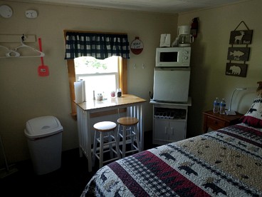 Cabin for Couples, Perfect for a Romantic Getaway in New Hampshire - Stewartstown, New Hampshire - glamping.directory