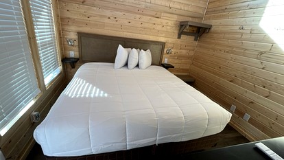 Cozy Hideaway Chalet with Unforgettable Sunset Views in Williams, Arizona - Williams, Arizona - glamping.directory