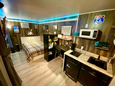 Cozy Container in Devore Heights, California, for Glamping Getaways on Route 66 - Devore Heights, California - glamping.directory