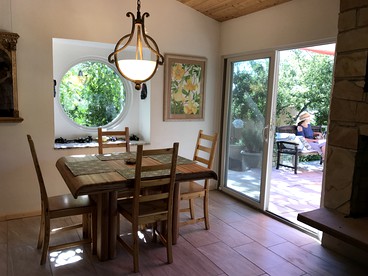Peaceful Vacation Suite Rental Overlooking Mescal Canyon in Clarkdale, Arizona - Clarkdale, Arizona - glamping.directory