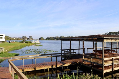Charming Tiny House Rental for a Getaway on Lake Fairview in Florida - Orlando, Florida - glamping.directory