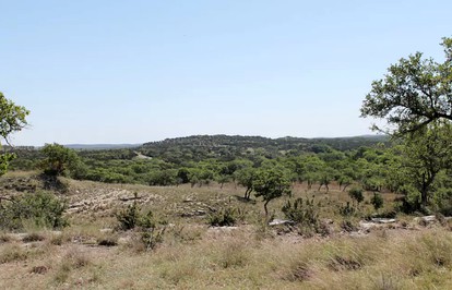 Classically Vintage Airstream Getaway near Austin, Texas - Dripping Springs, Texas - glamping.directory