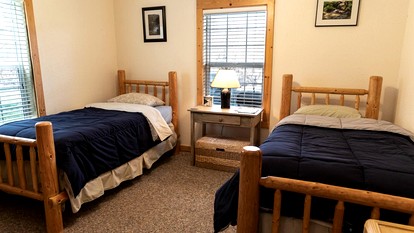 Camping Cabin Perfect for Families near the Shasta-Trinity National Forest, California - Lewiston, California - glamping.directory