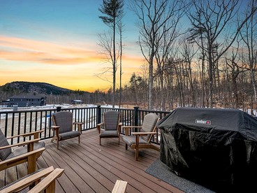 Fabulous Cottage with Games, Hot-tub and Great Sights in Intervale, New Hampshire - Intervale, New Hampshire - glamping.directory