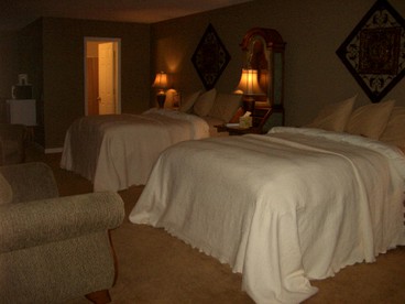 Idyllic Bed and Breakfast Accommodation near Oxford, Mississippi - glamping.directory